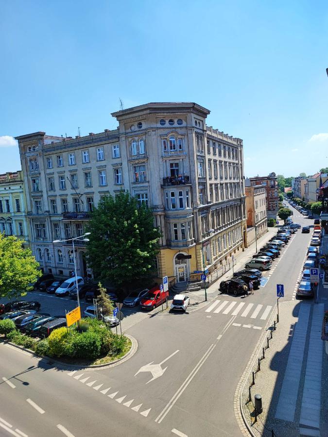 Апартаменты Centrum Grand Apartament Свидница Экстерьер фото